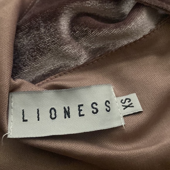 Lioness Purple Velvet Mini Dress XS - Picture 6 of 6